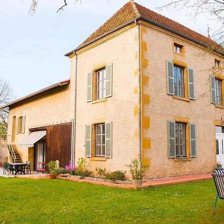 Aux Ronzieres Panzió Pouilly-sous-Charlieu Szoba fotó